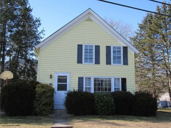 129 Church St, Bradford, RI 02808