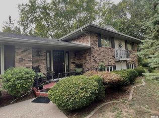 419 W Collingwood Cir, Peoria, IL 61614