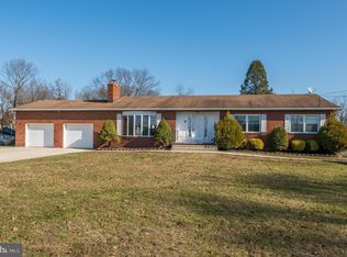 28 S Cedar Brook Rd, Sicklerville, NJ 08081