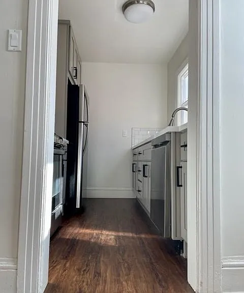 1406 N Formosa Ave #1/2 — Photo 7