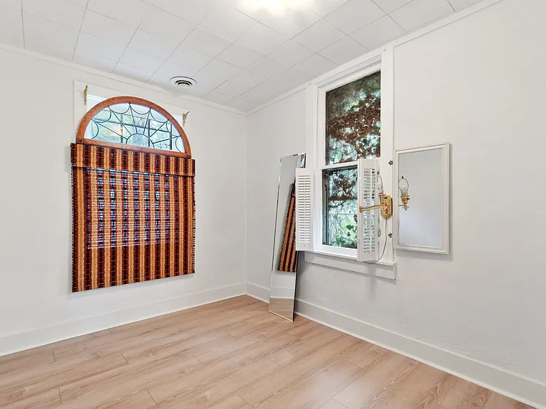 2040 S Pearl St — Photo 13