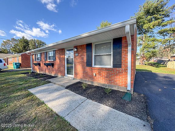 2nd image of 164 Broadland Ct