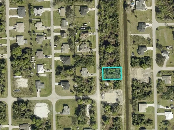 6036 Langdon Ave, Fort Myers, FL 33905
