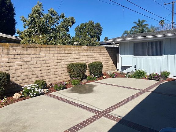3rd image of 3063 Karen Ave