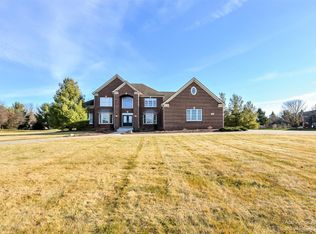 1908 Brookview Dr, Saline, MI
