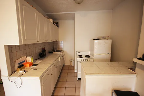 Rented by Aether Property Group | media 8