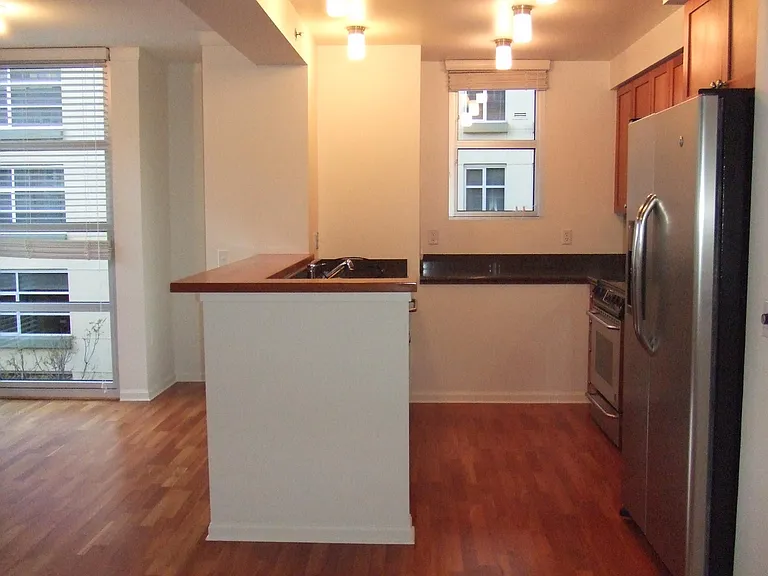 1800 Washington St #411 — Photo 16