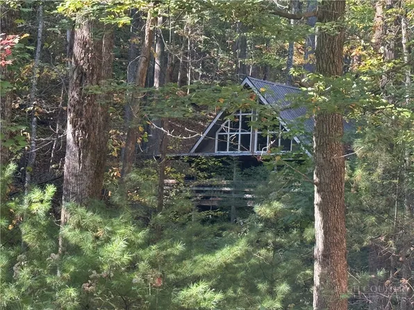 419 Saddle Lane, Deep Gap, NC 28618