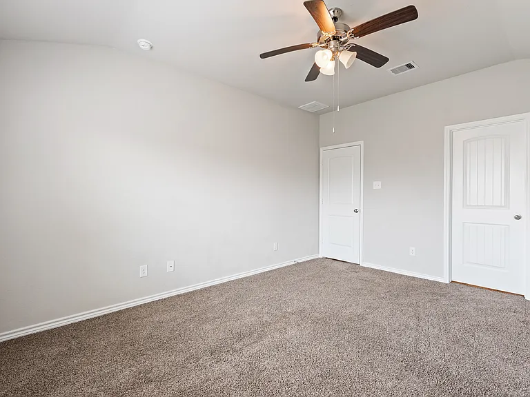 1142 Natchez Dr — Photo 24