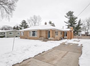178 N Fraternity Ln, Whitewater, WI 53190