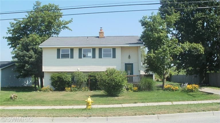 1st image of 2249 60th St SE