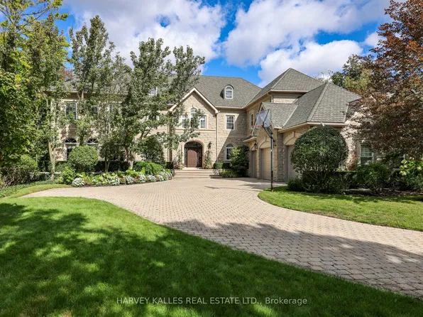 43 Thornbank Rd, Vaughan, ON L4J 2A1