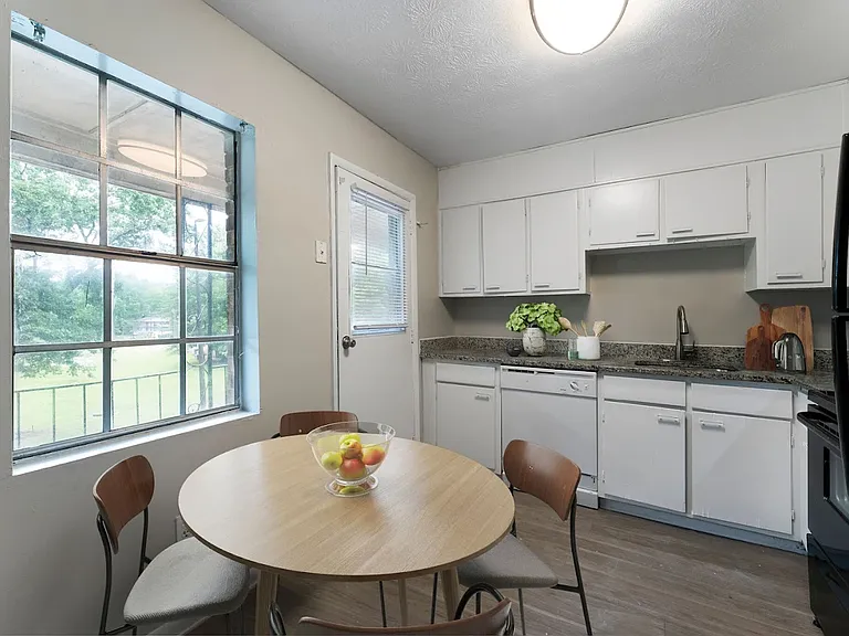1466 Rock Cut Rd #N5 — Photo 10