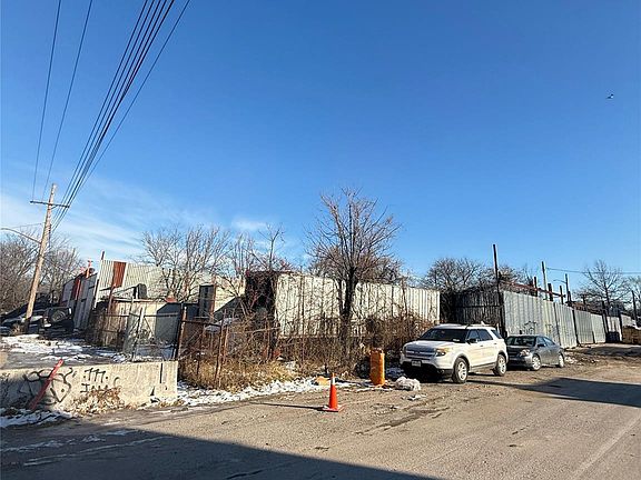 3rd image of 13211 76th Street
