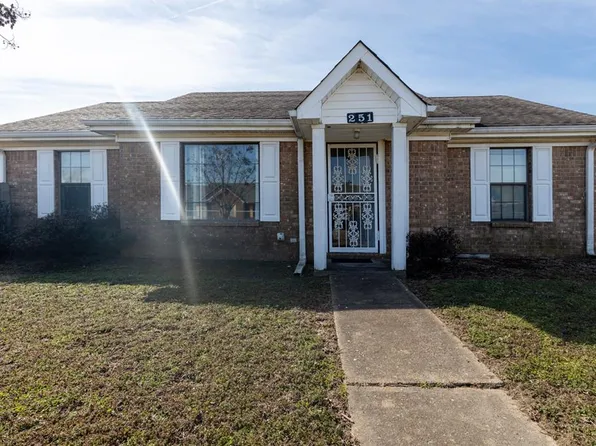 251 Cabriolet St, Marion, AR 72364