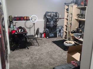 9790 Clover Leaf Pkwy NE, Blaine, MN 55434