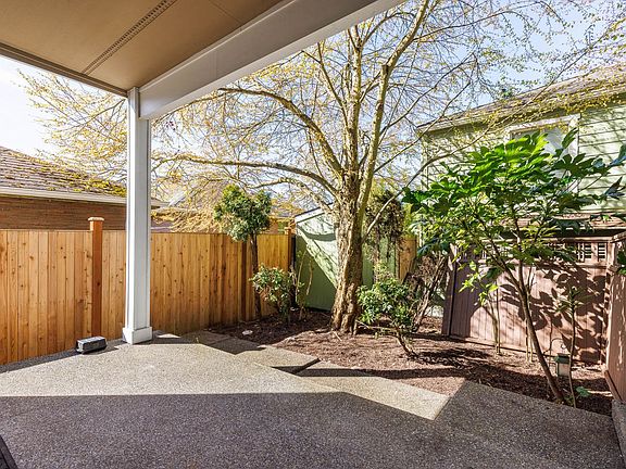 2nd image of 1619 SW Barton St