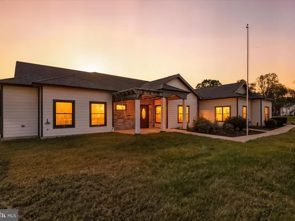 8368 Hawkins Creamery Rd, Gaithersburg, MD 20882