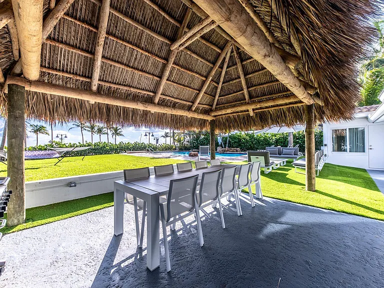 1663 N Fort Lauderdale Beach Blvd — Photo 9