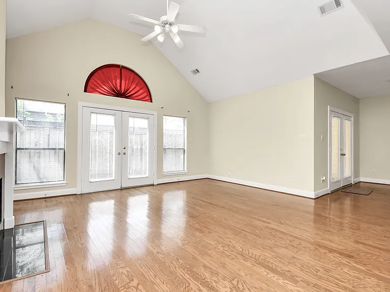 9826 Marlink Ln — Photo 23