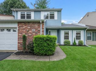 62 King Charles Ln, Newtown, PA 18940