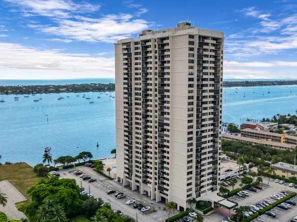 5600 N Flagler Drive #401, West Palm Beach, FL 33407