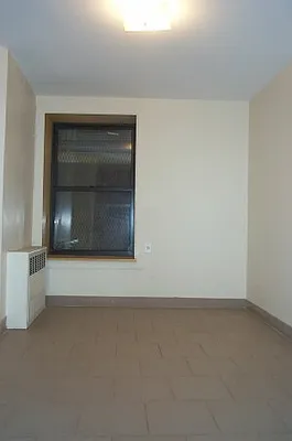 Rented by Tower Brokerage | media 35