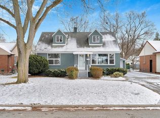 3104 Academy Dr, Windsor, ON N9E 2H4