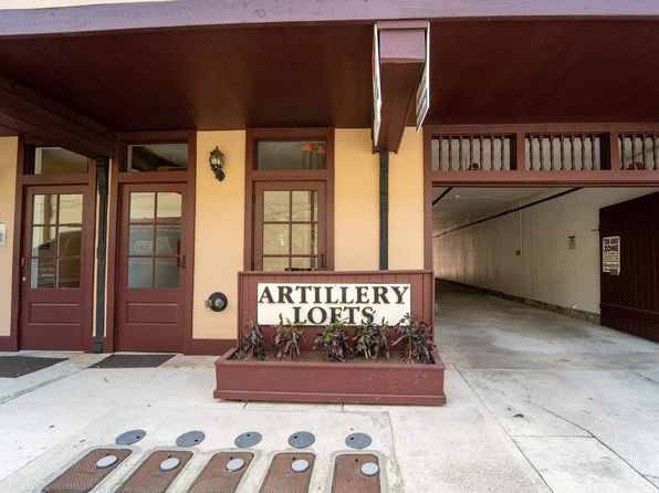4 Artillery Ln APT 5