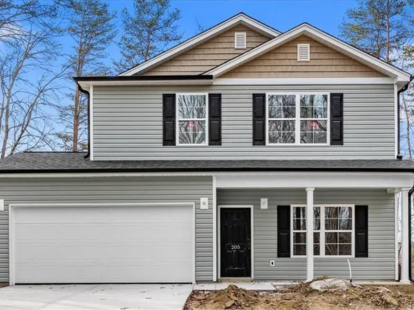 205 Rosewood Ln, Mocksville, NC 27028