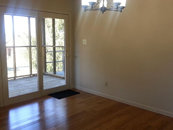 4th image of 1509 Woodbury Ct