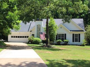 2045 Holly Cove Rd, Cumming, GA 30040