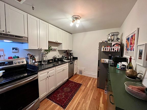 3rd image of 206 Commonwealth Ave APT 7