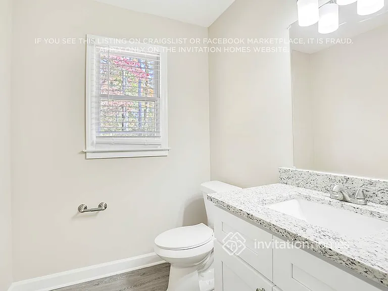 747 Edgewater Ln NW — Photo 20