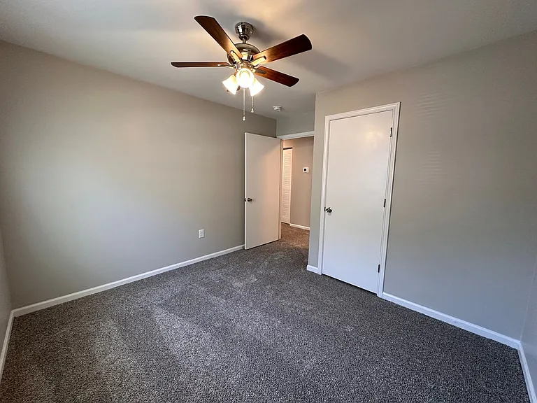 Rocky View Apartment Homes — Photo 123
