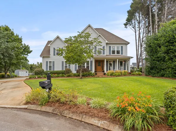 4 Jester Ct, Simpsonville, SC 29681