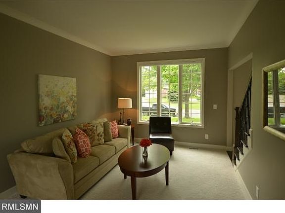 4th image of 3639 Dunhill Ln