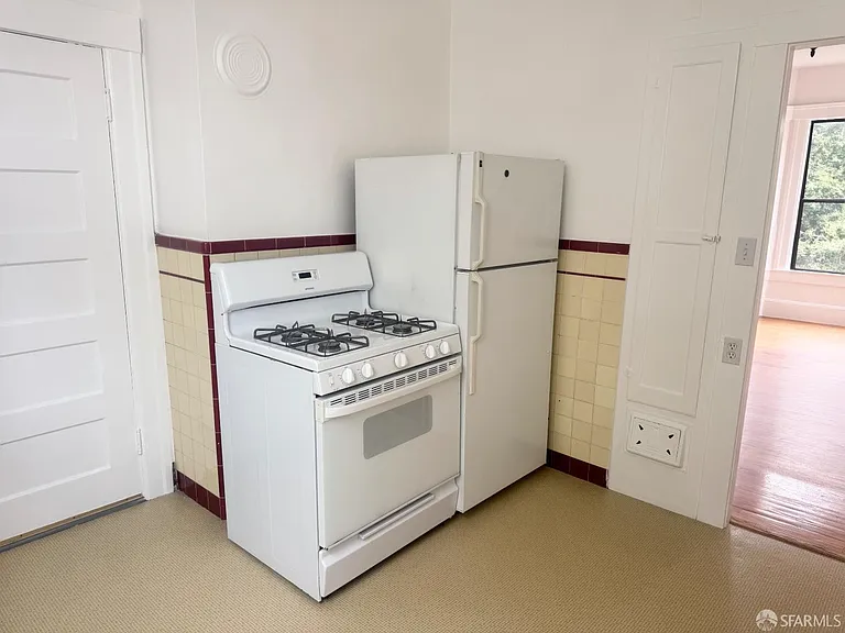 1459 Haight St #5 — Photo 8