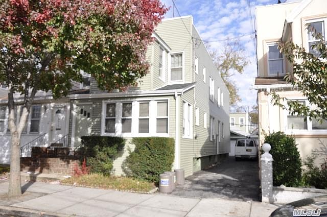 1st image of 8619 122nd St