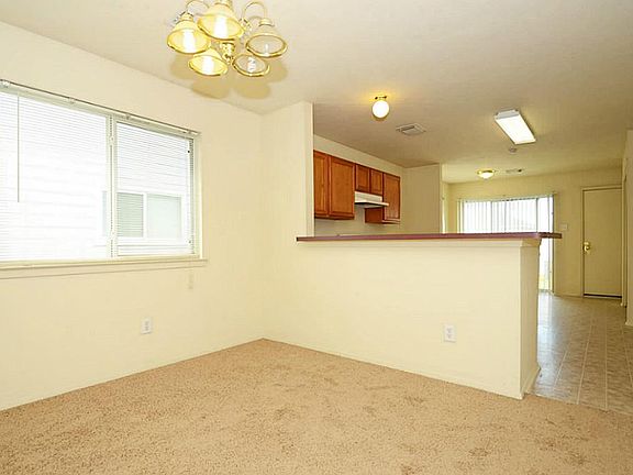 5th image of 11715 Chanteloup Dr