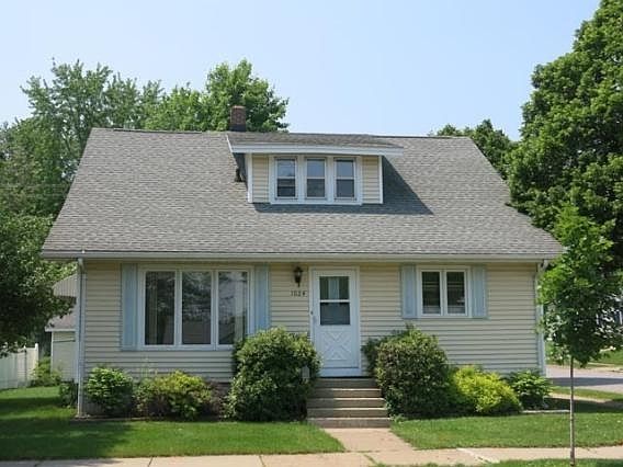 2nd image of 1024 N 1st Ave