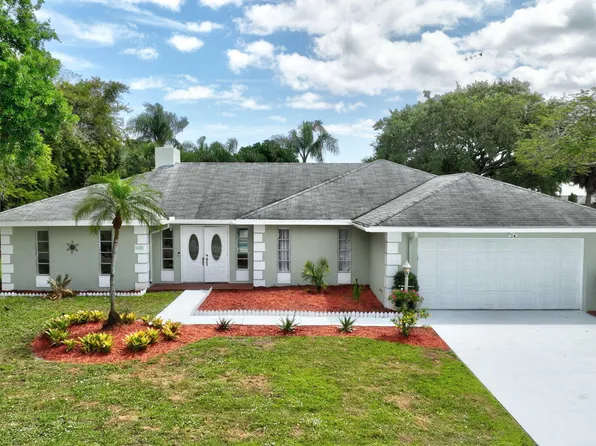2082 SE Erwin Road, Port St Lucie, FL 34952