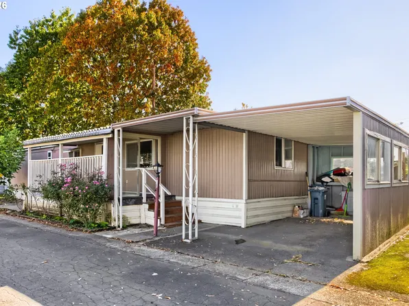 2300 SE 82nd Ave Unit 18, Portland, OR 97216