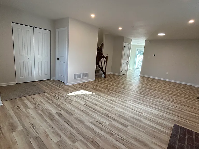 2807 Walnut Ridge Ests — Photo 3