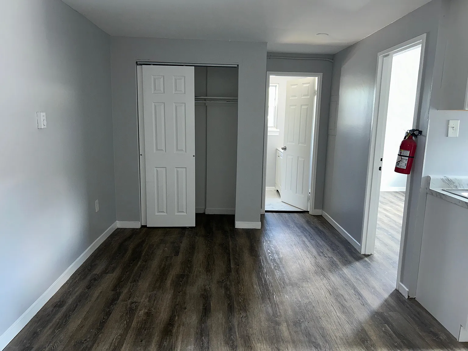 1 bed, $1,250 — Photo 4