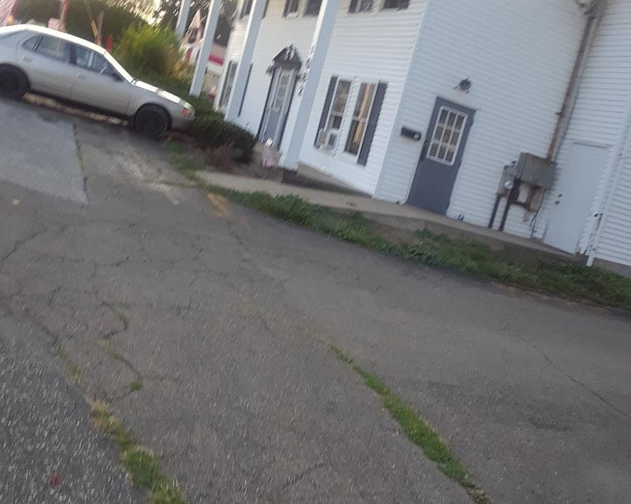 1st image of 3082 W 12th St APT 15