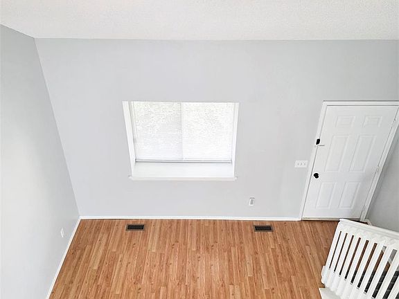 4th image of 5035 S Dunkirk Way