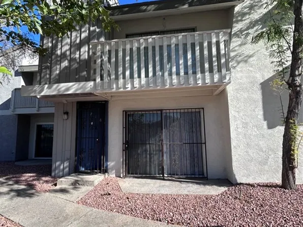 718 Fernwood Ln, Las Vegas, NV 89169