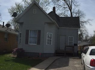 2037 S 1st St, Springfield, IL 62704