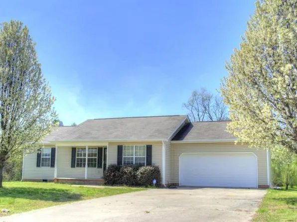 52 Brutis Dr, Rock Spring, GA 30739
